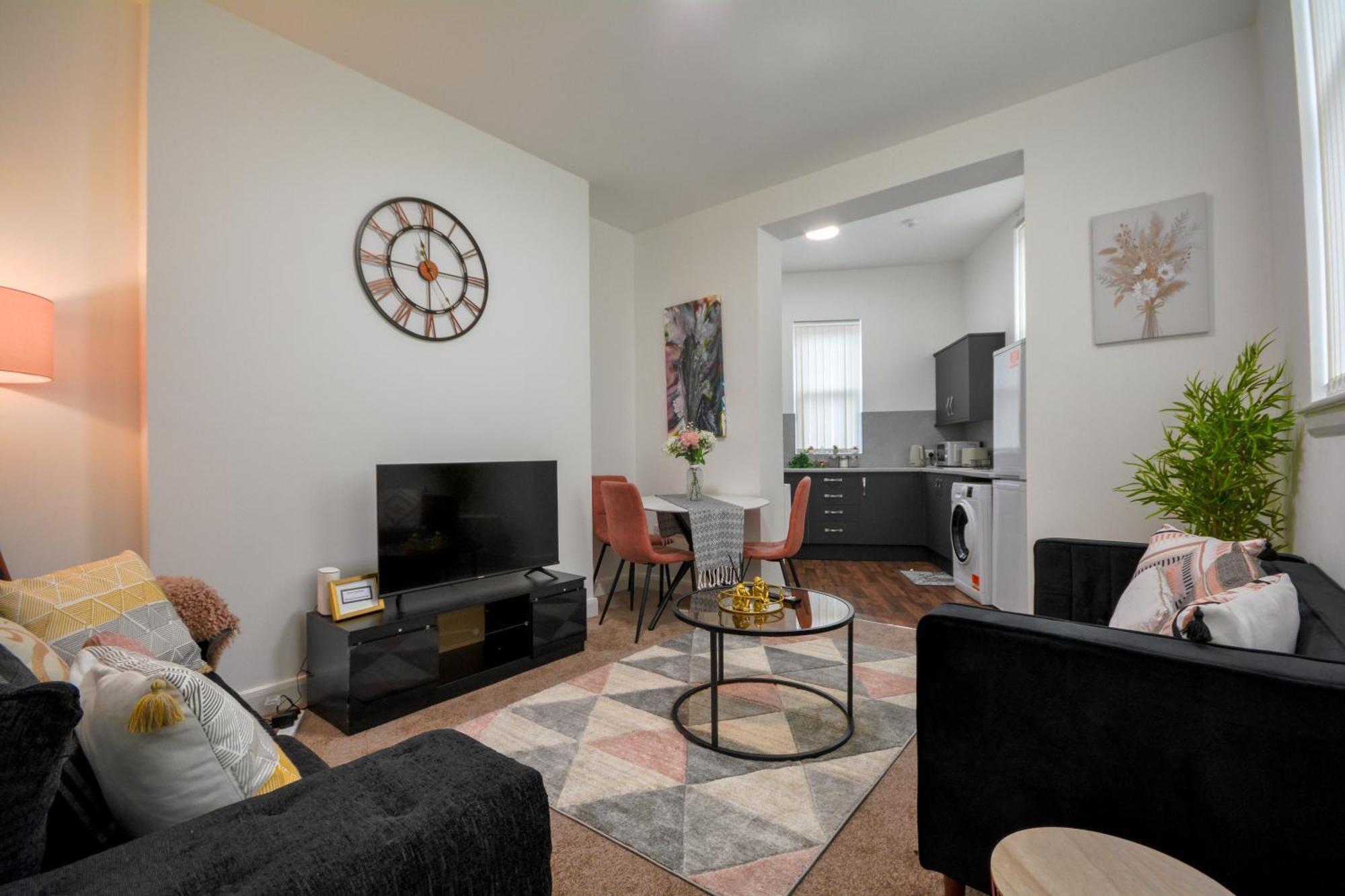 Stylish Suite With Free Parking Манчестер Экстерьер фото