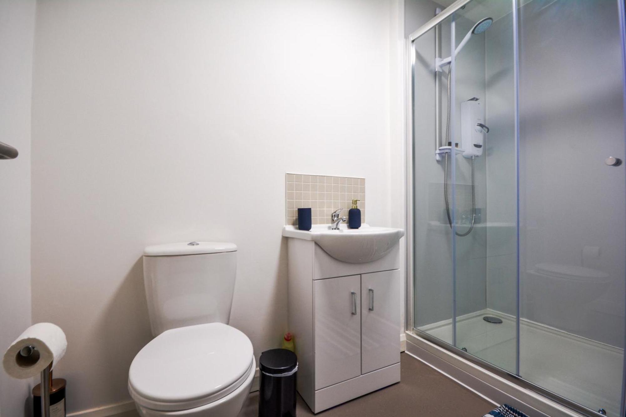 Stylish Suite With Free Parking Манчестер Экстерьер фото
