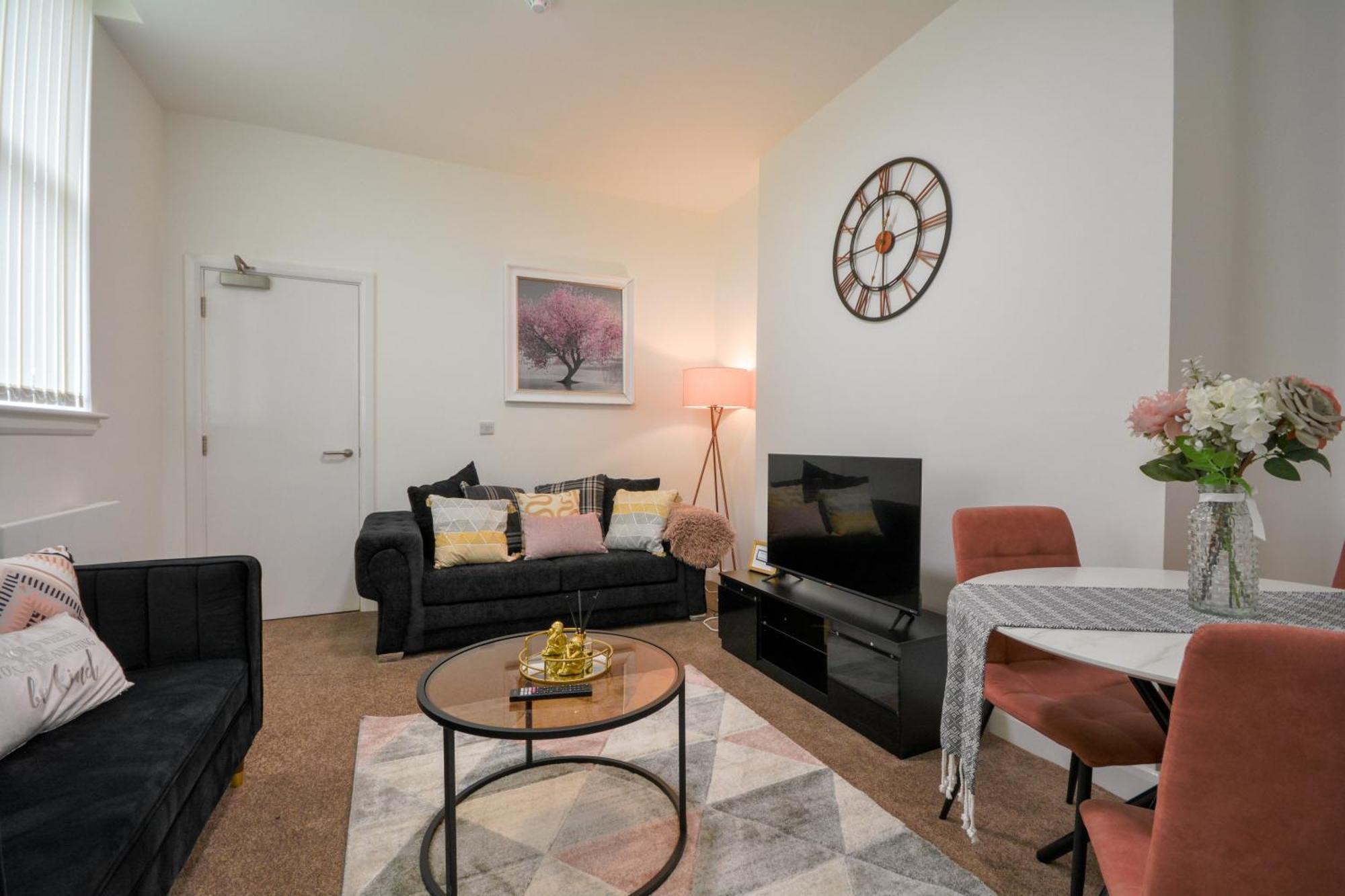 Stylish Suite With Free Parking Манчестер Экстерьер фото